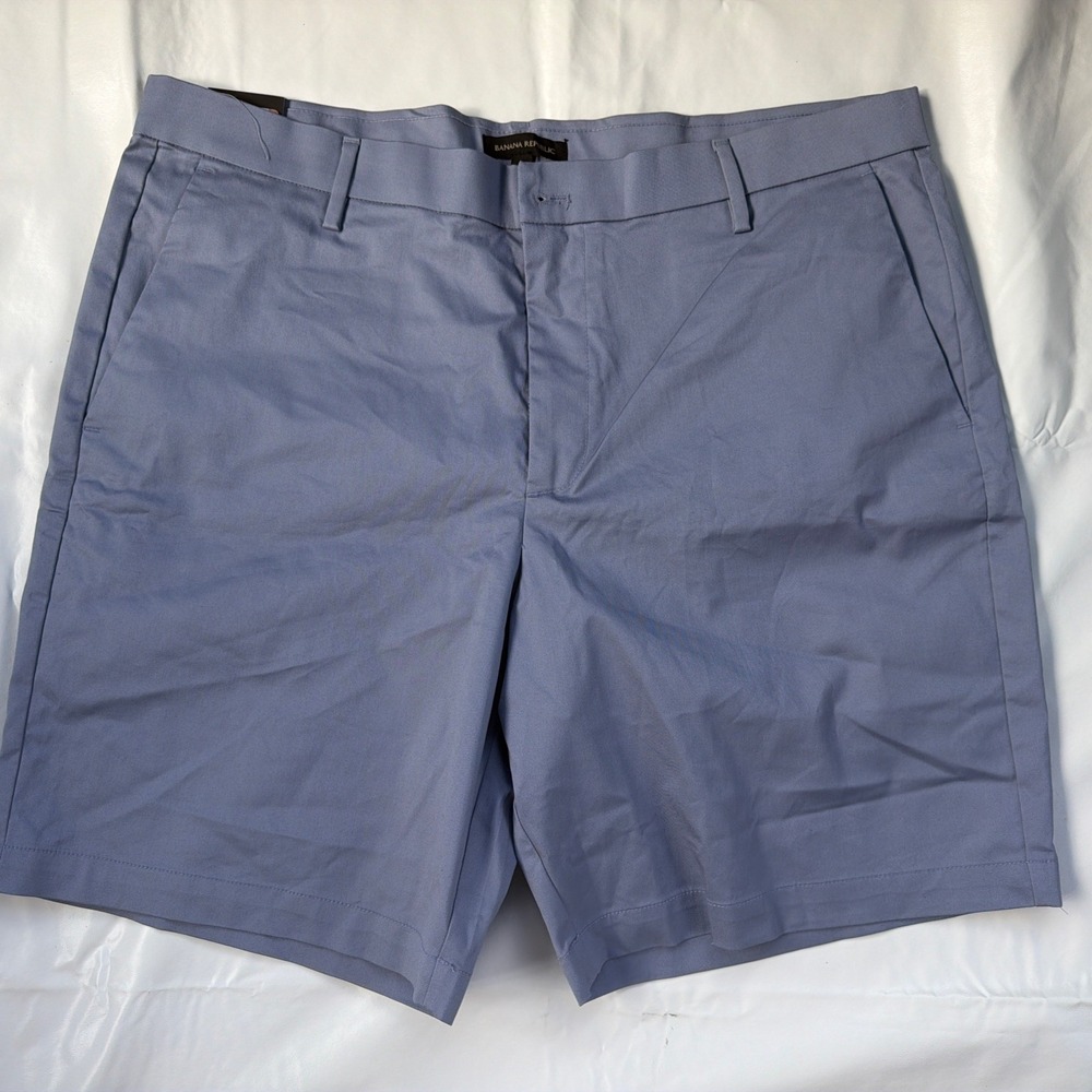 Banana Republic Comfort Flat Front Shorts Mens 40 Blue Stretch NEW K8
